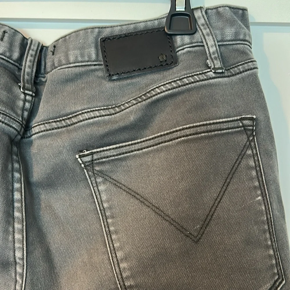 John Varvatos Charcoal Jeans size 32. Bowery slim straight fit. Worn twice - Picture 3 of 5